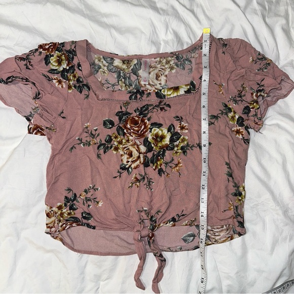 Xhilaration | Square Neck Floral Print Tie Front Cropped Short Sleeve Blouse - Picture 9 of 11